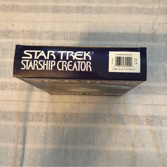 Star Trek Starship Creator for Windows 95/98 & MacIntosh - Picture 11 of 13